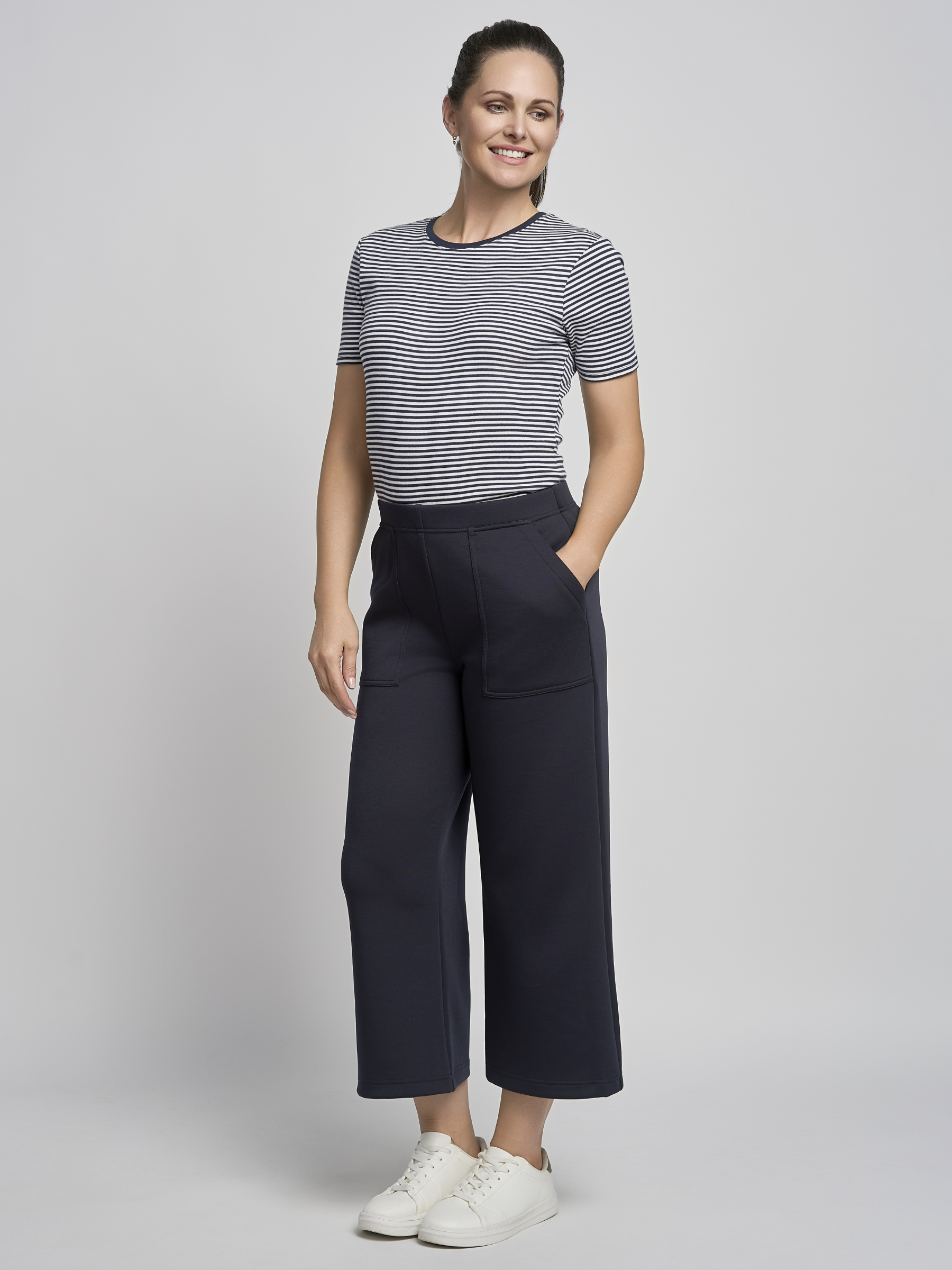 PINNS 727C Navy Wide Leg Culotte with high-rise waistband, wide cropped leg and front patch pocket detailing.