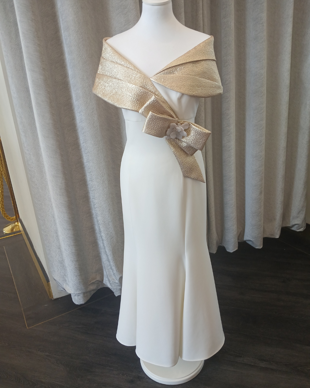 Gabriela Sanchez - 5564 crudo/oro