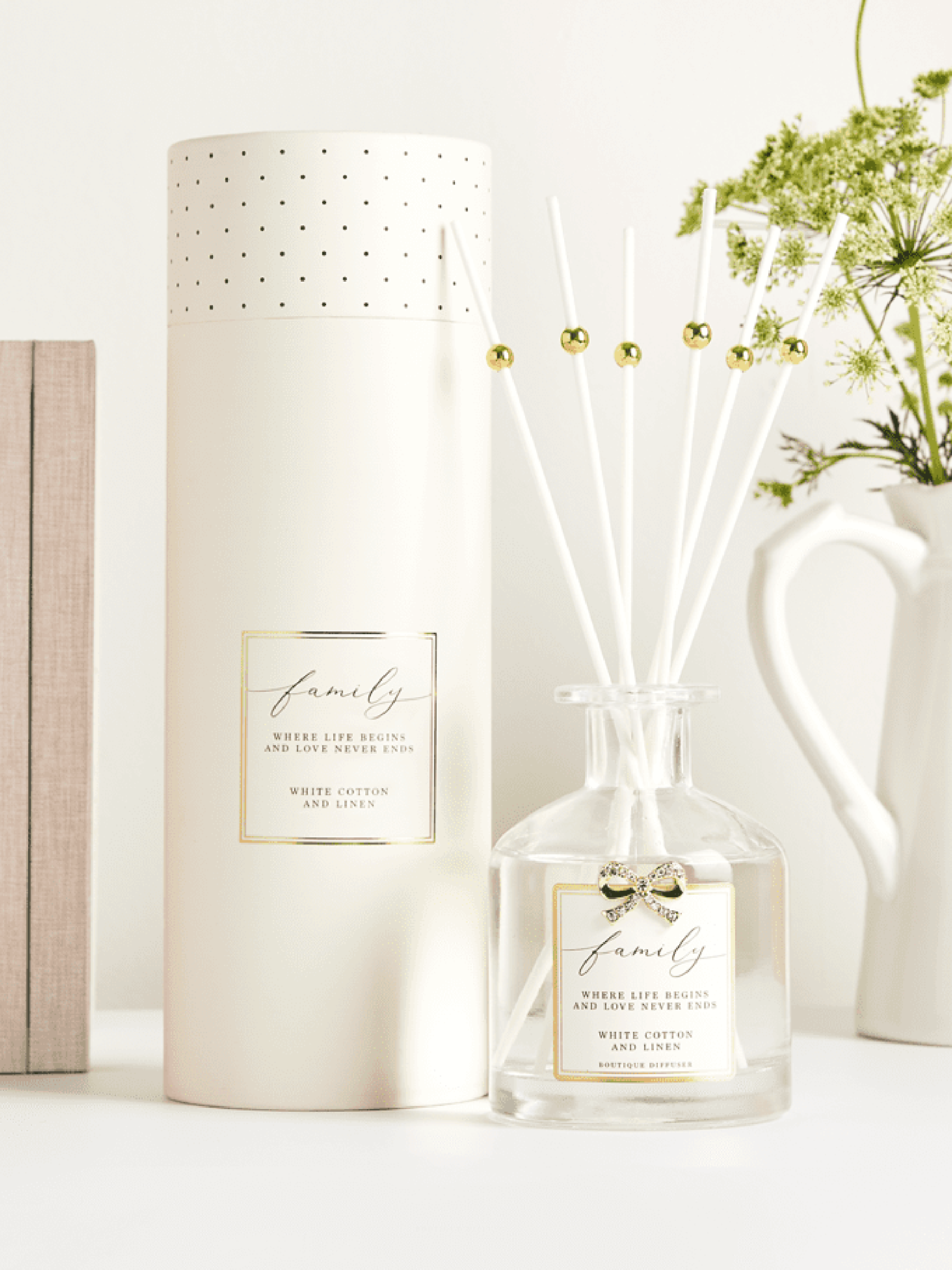 QB25 DIF1 Family White Cotton & Linen Diffuser with gold diamanté bow and elegant glass design