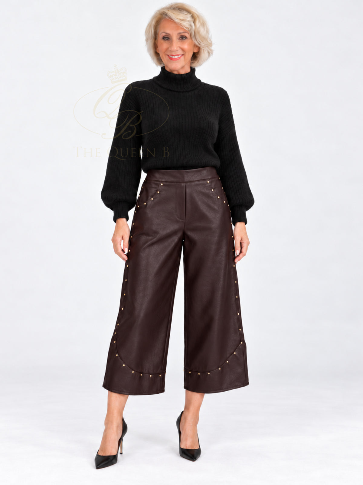 QBAW26 LX Stacey Studded Detailed Trousers with wide leg silhouette, cropped length and studded panel detailing.