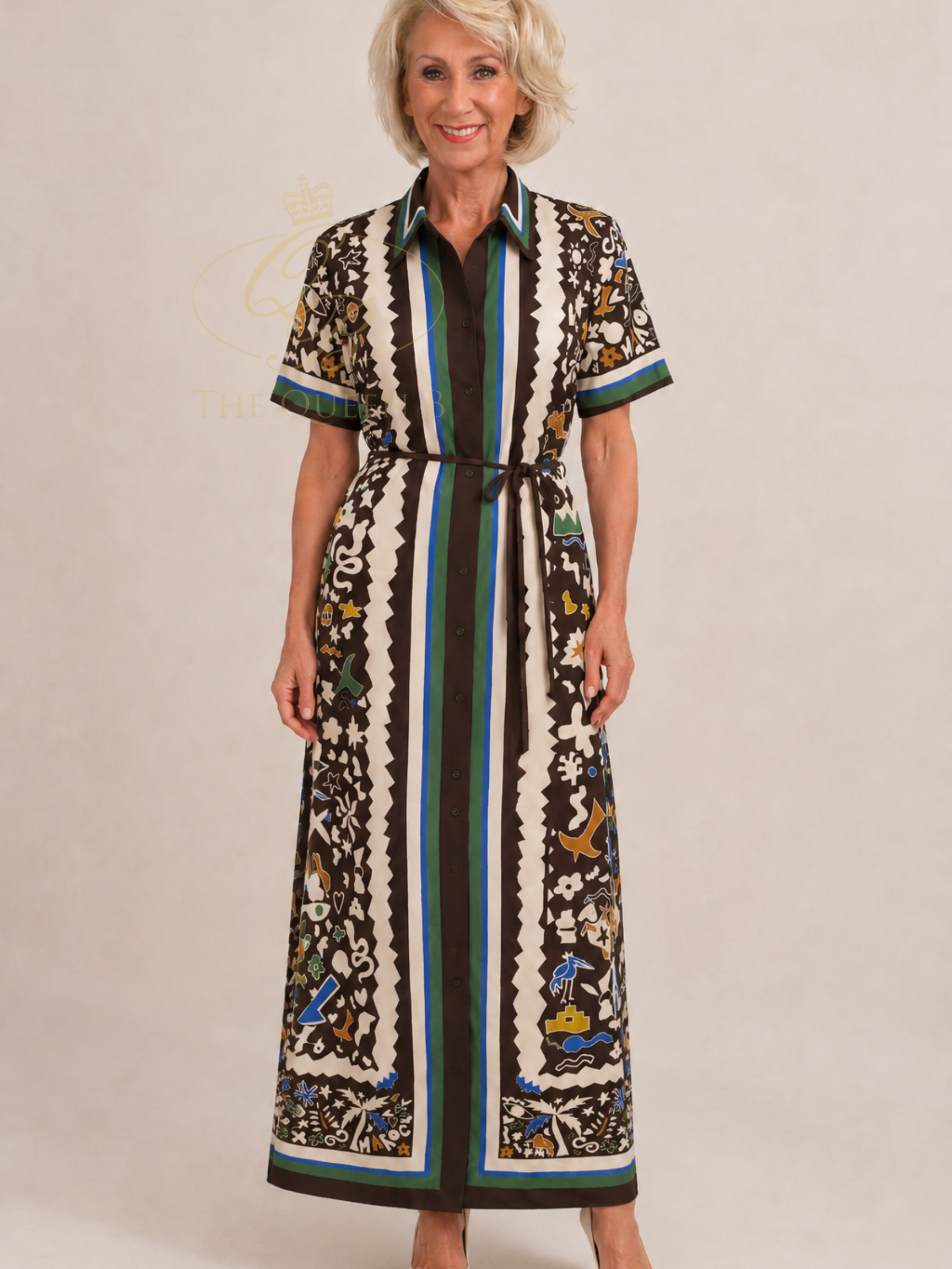 QBSS26 CW SKL013 Maxi Shirt Dress with collar, button front, short sleeves, tie waist and statement print