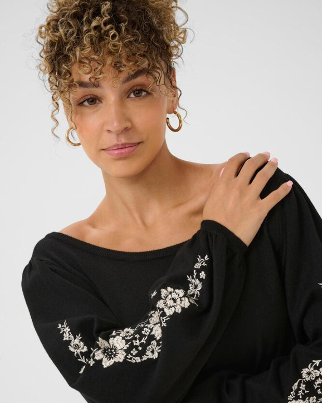 CREAM - VILLEA BOATNECK PULLOVER