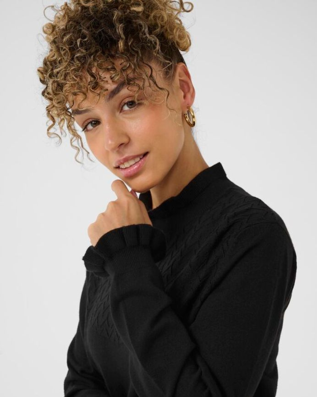 CREAM - VILLEA KNIT BLOUSE