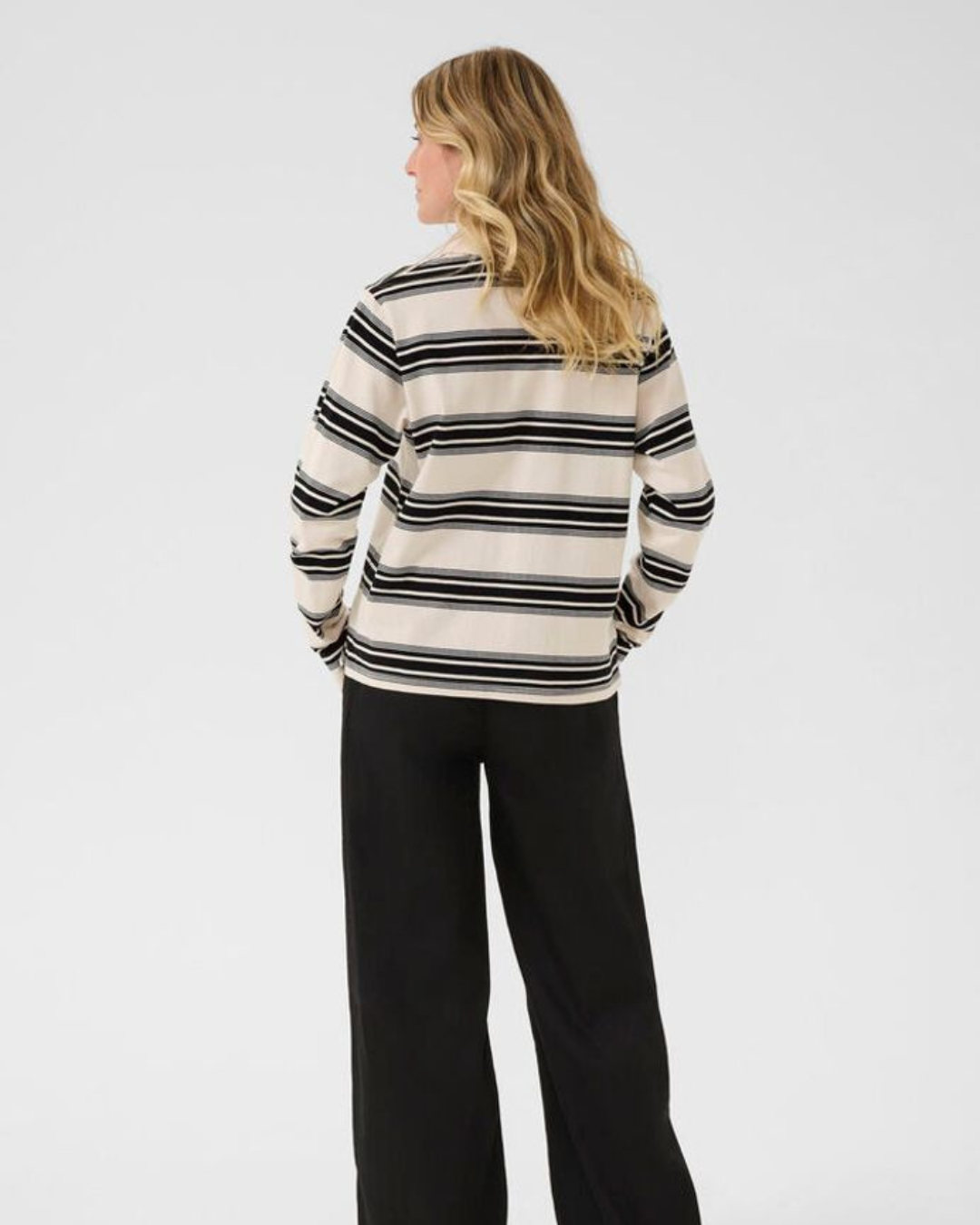 CREAM - CARMELL POLO SWEATSHIRT