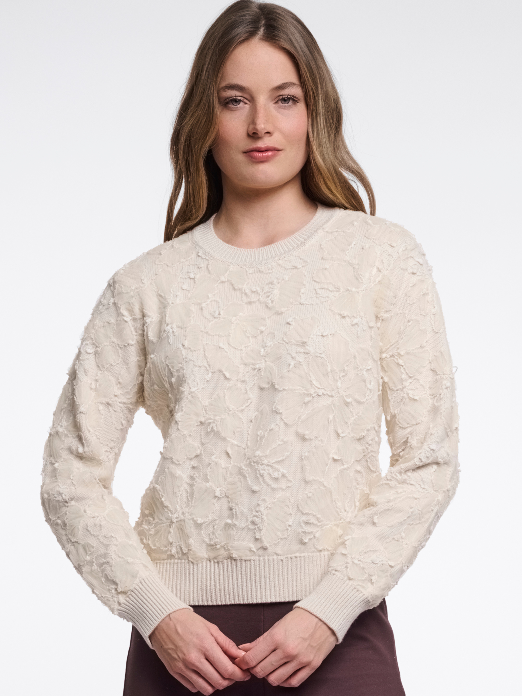 Rino & Pelle Ricca Pullover textured floral knit with crew neckline and long sleeves
