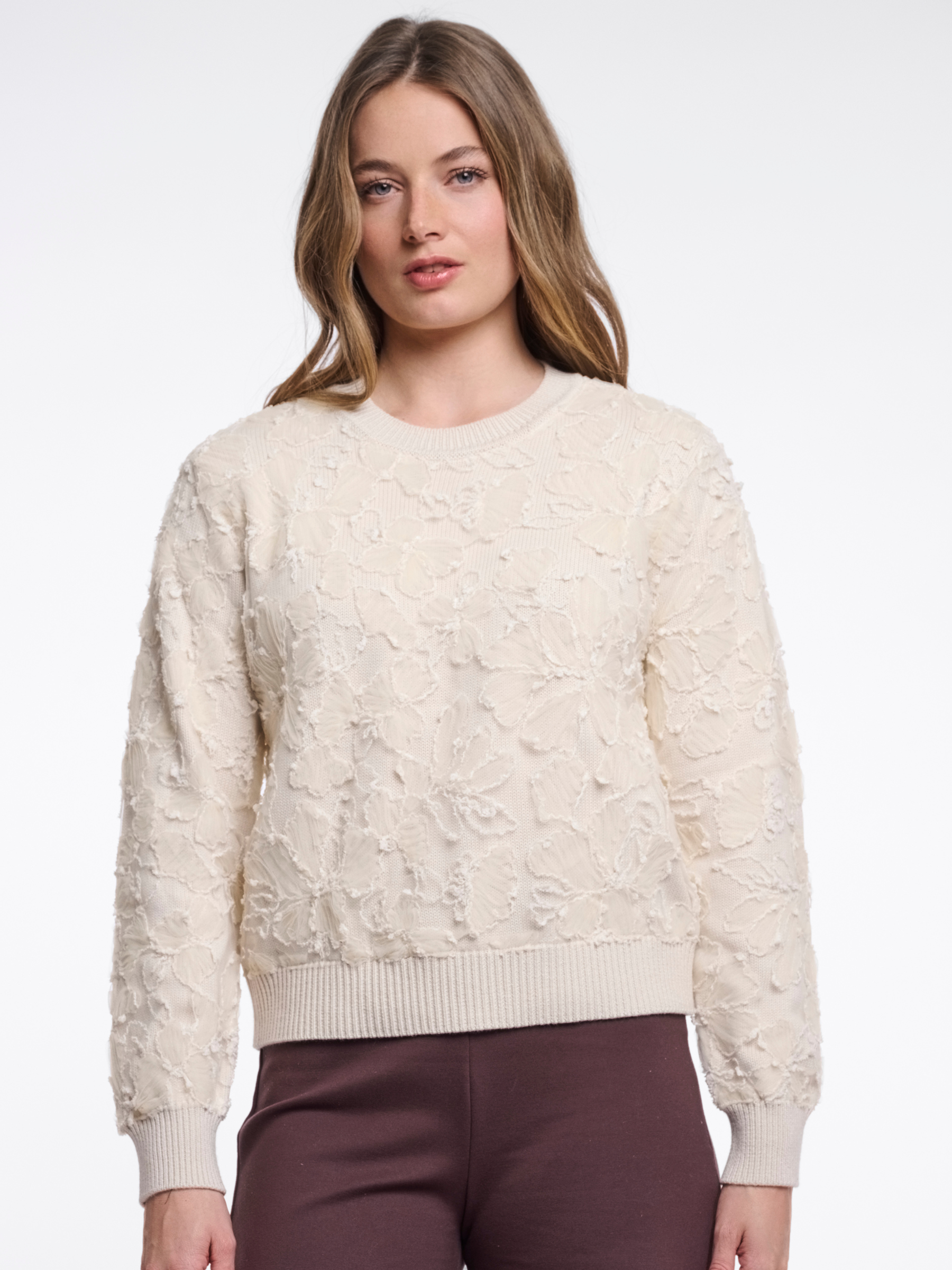 Rino & Pelle Ricca Pullover textured floral knit with crew neckline and long sleeves