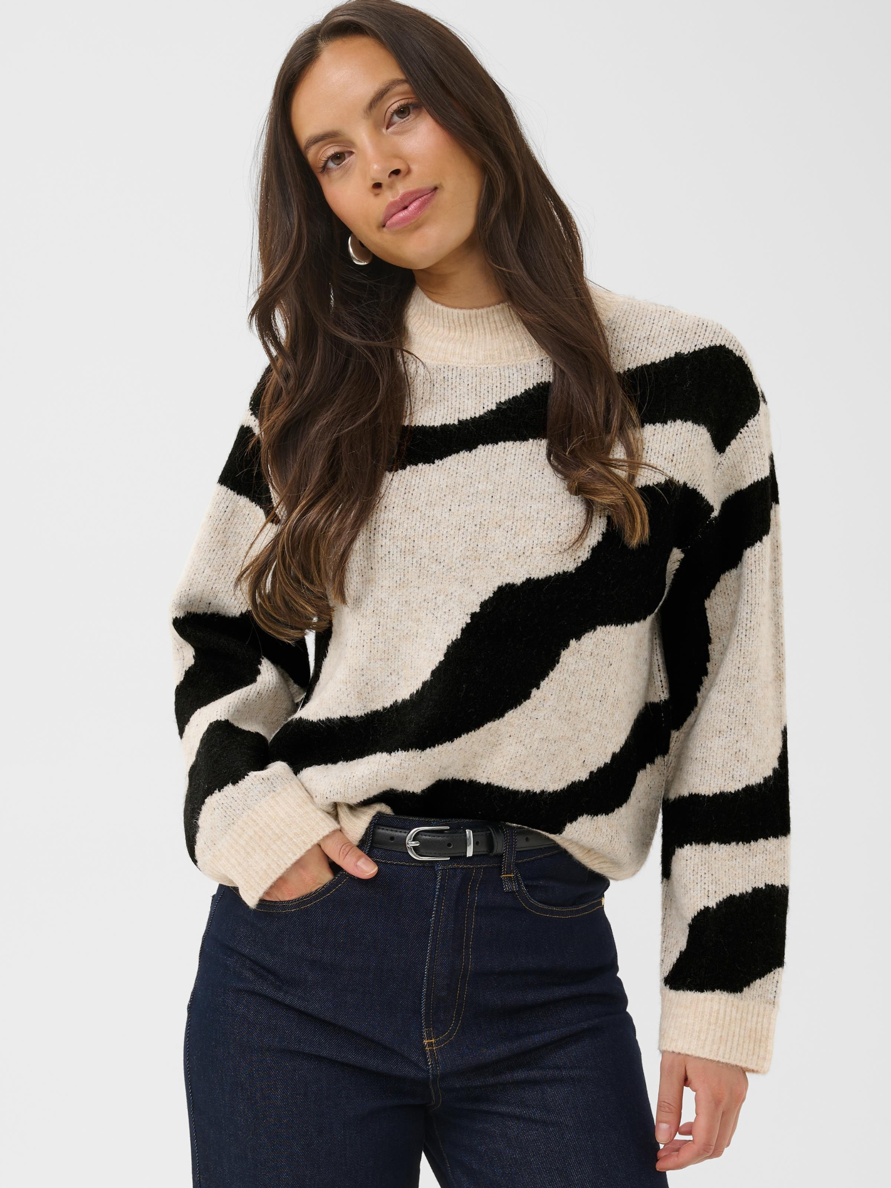 Saint Tropez Mallie Pullover with high neckline, abstract pattern, long sleeves and regular fit