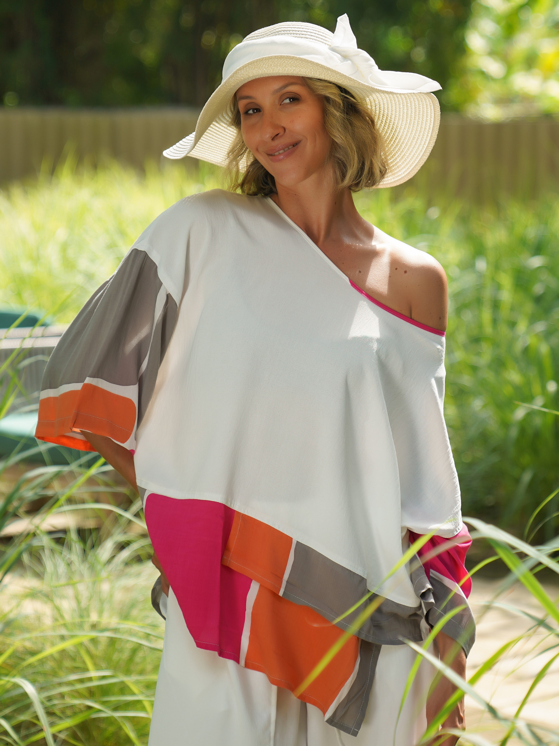 Tara Vao Maora 2137 Top with asymmetric neckline, flowing silhouette and colour block panel detailing.