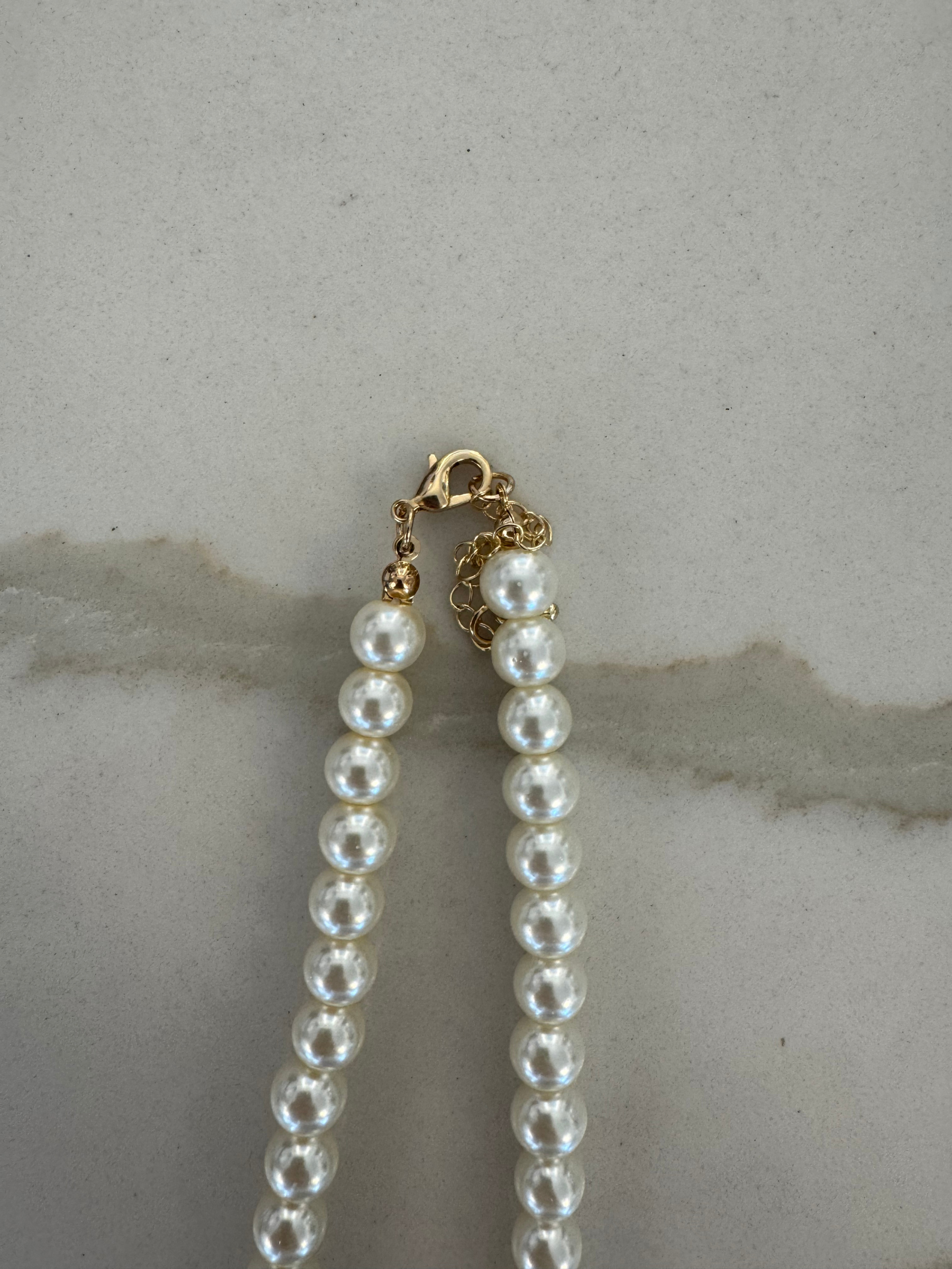 Nouvelle Pearl Necklace
