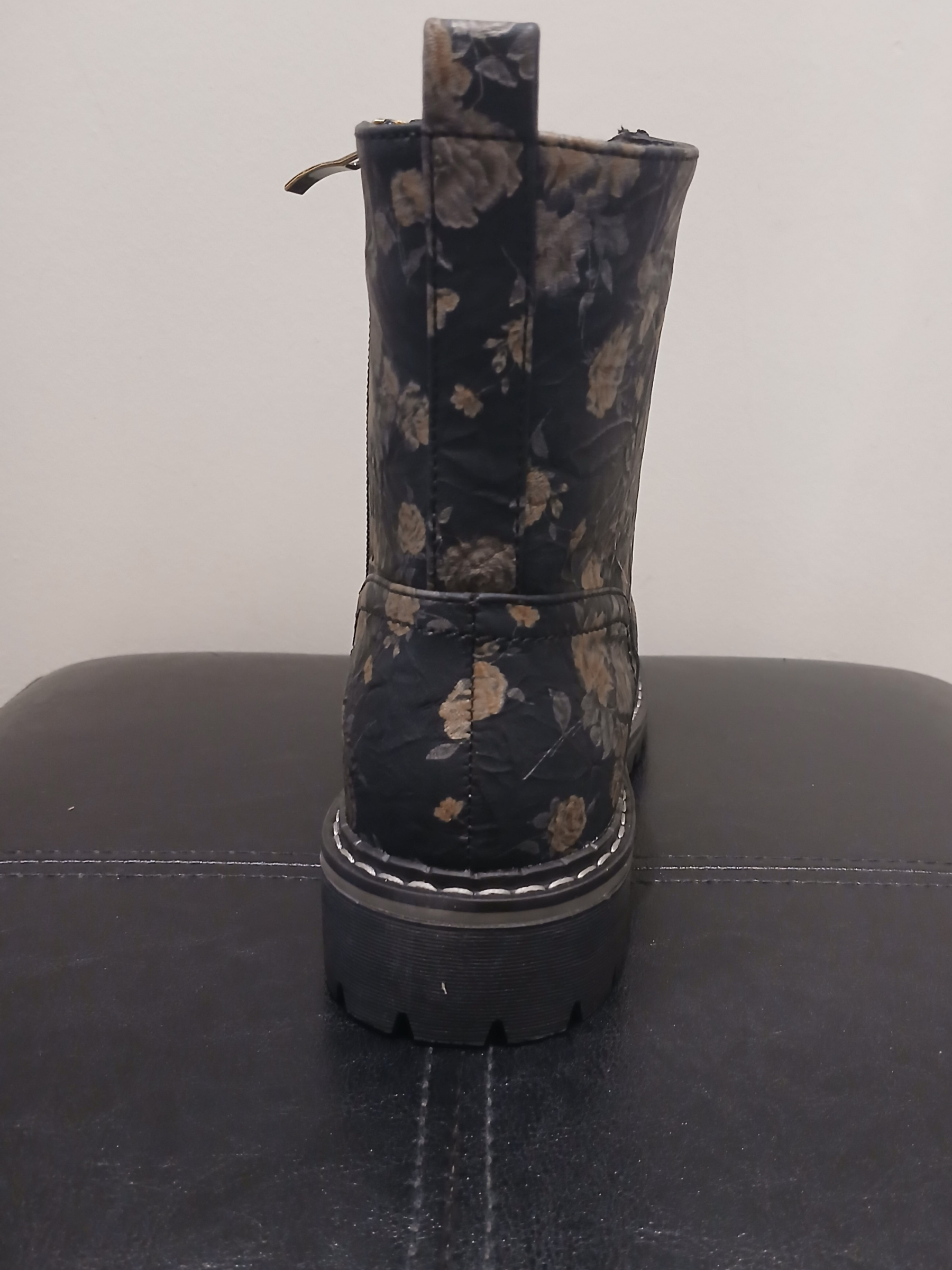 LUNAR - DAZZLE BLACK FLORAL BOOT