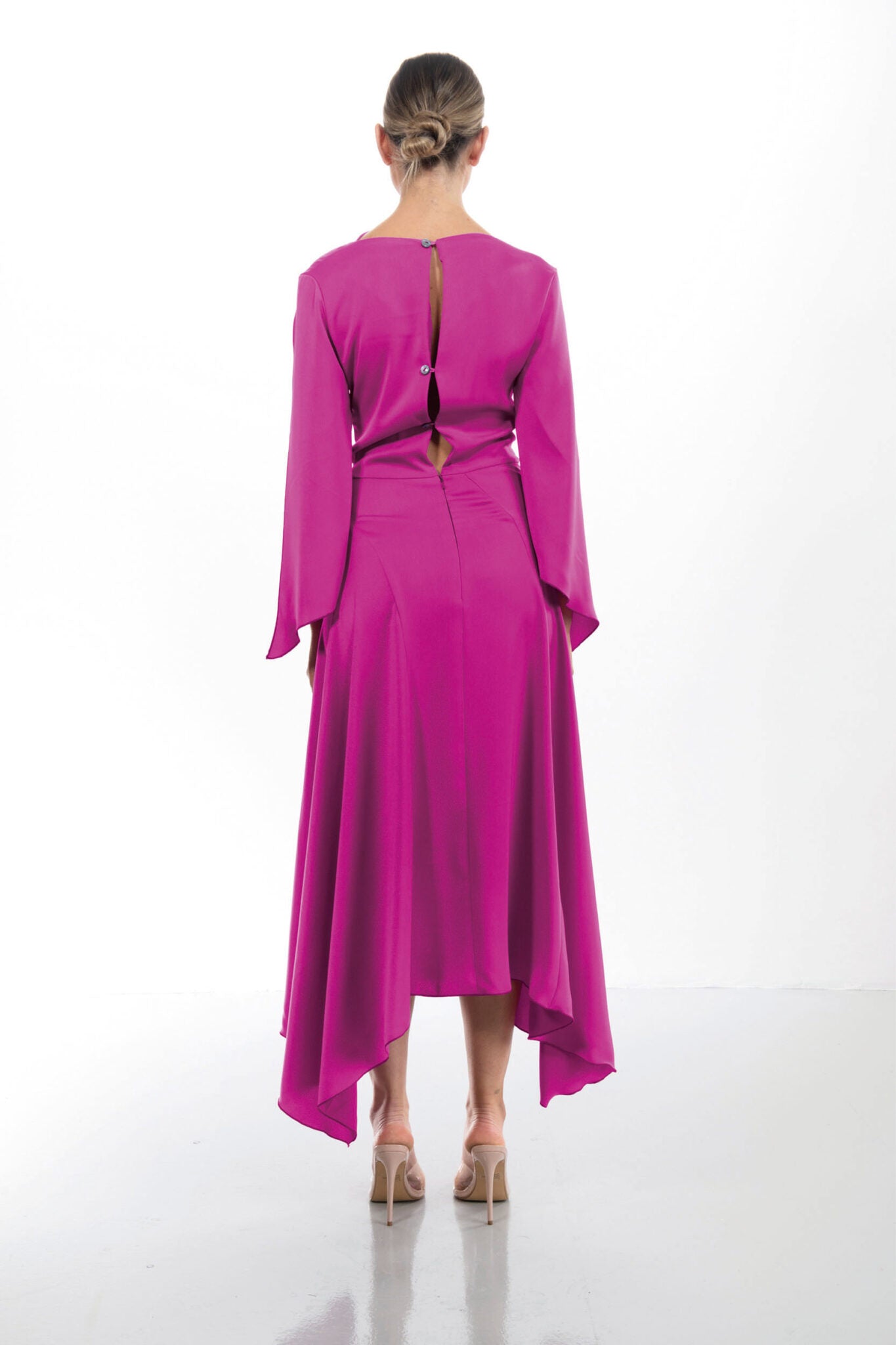 Size 14/16 Kevan Jon - Como Short Sleeve Knee - amerthyst