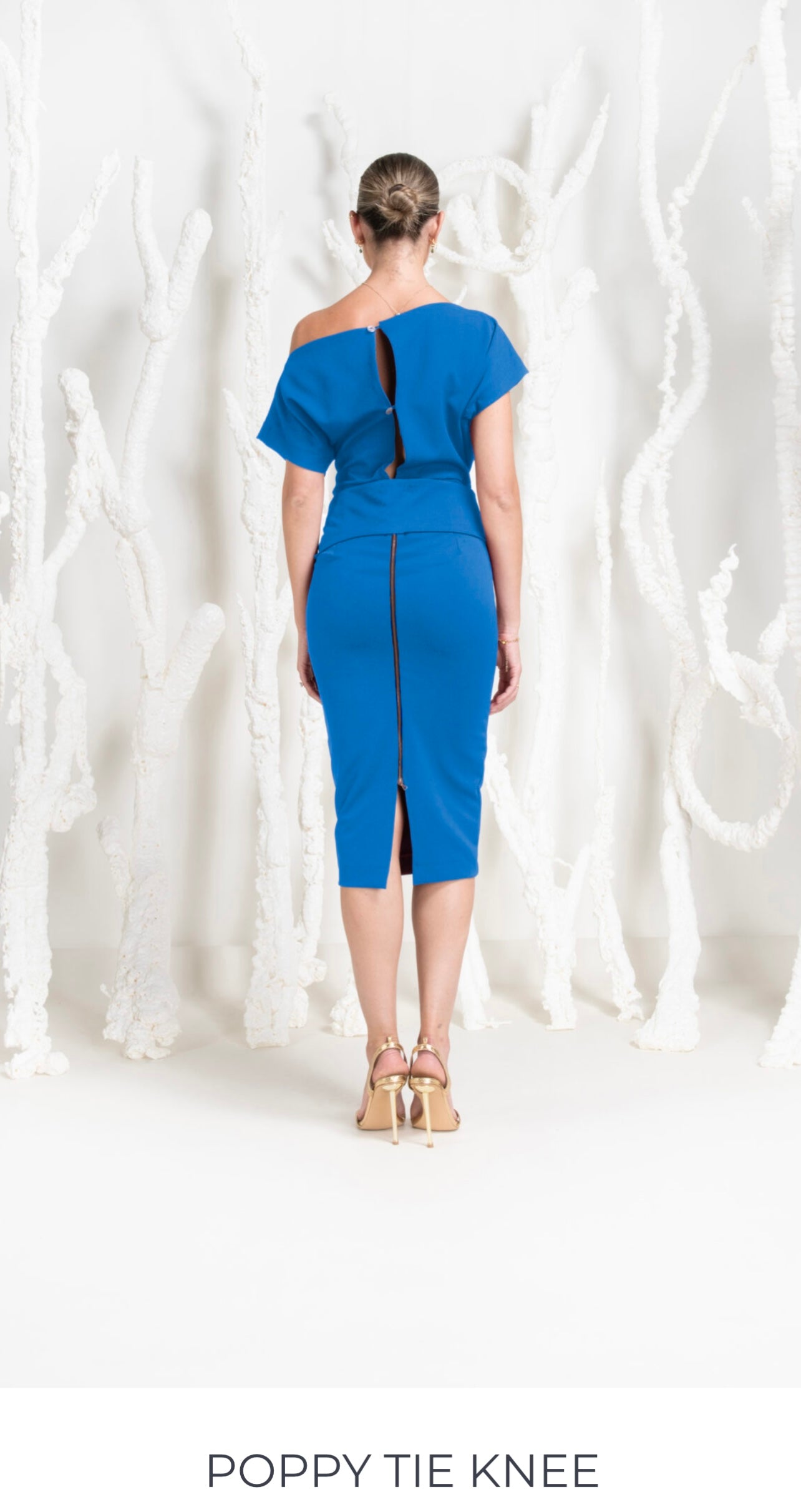 ‼️ 1 left ‼️ SIZE 16/18 - Kevan Jon - Poppy Tie Knee  - New Blue