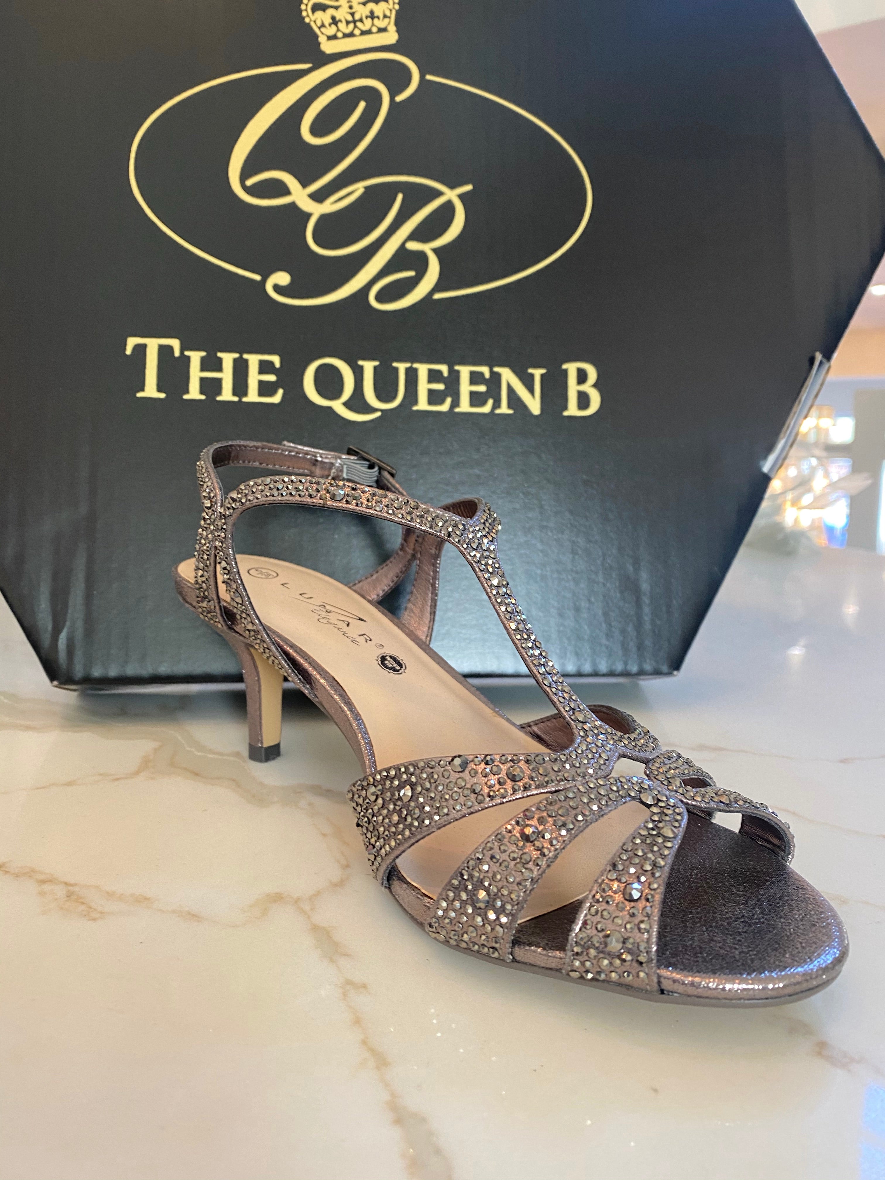 ‼️ 1 left ‼️ Size 3 LUNAR - FLR 524 - FRANCIE - PEWTER