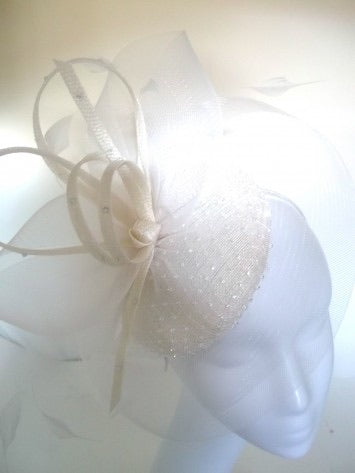 Snoxell & Gwyther - SG 809 fascinator