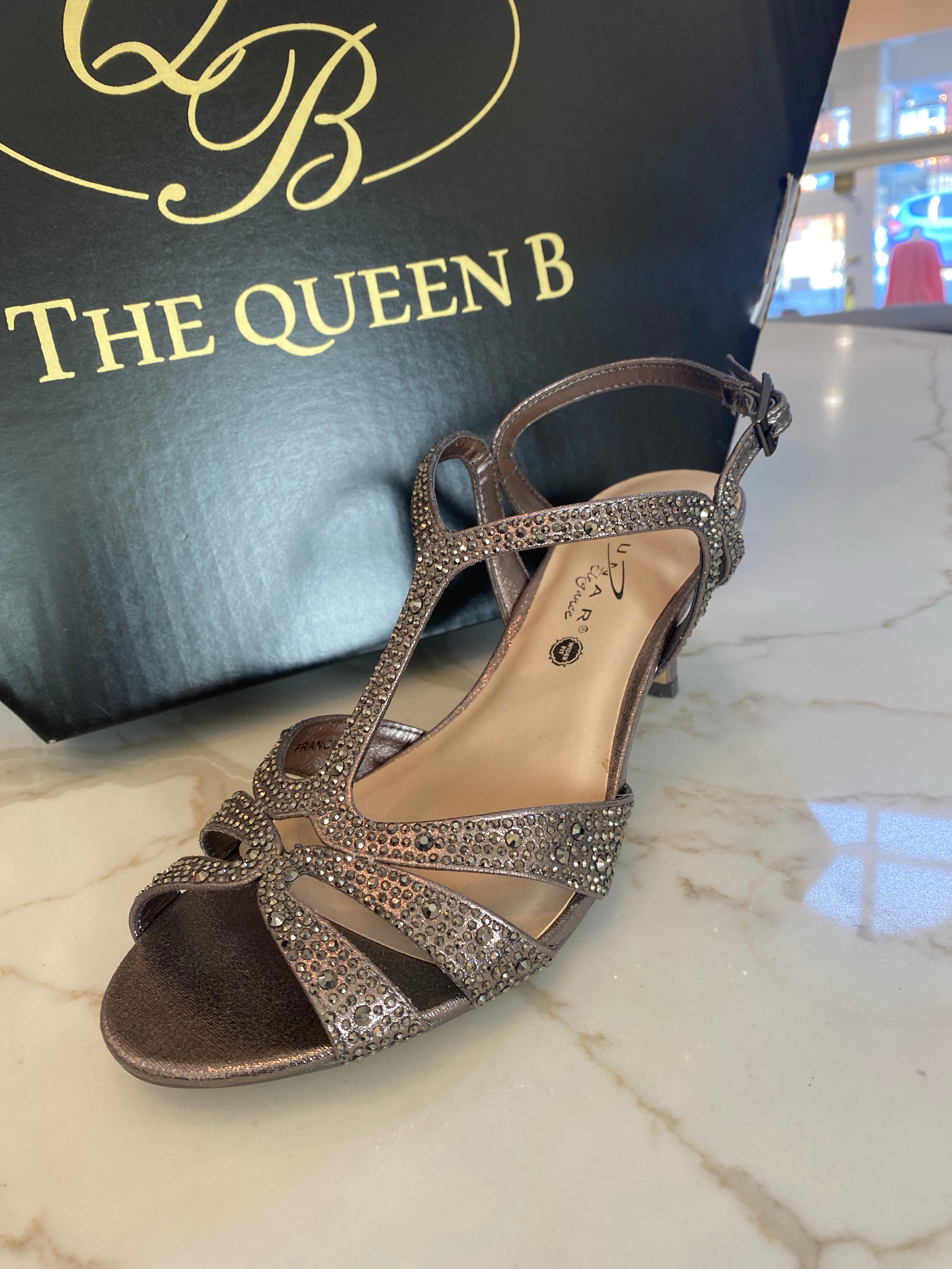 ‼️ 1 left ‼️ Size 3 LUNAR - FLR 524 - FRANCIE - PEWTER